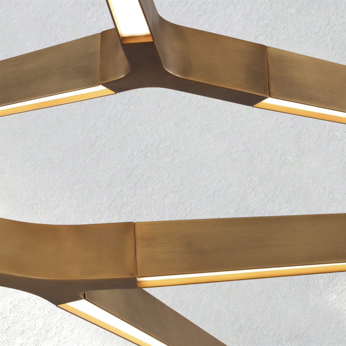Lumahauscc Vetra Chandelier