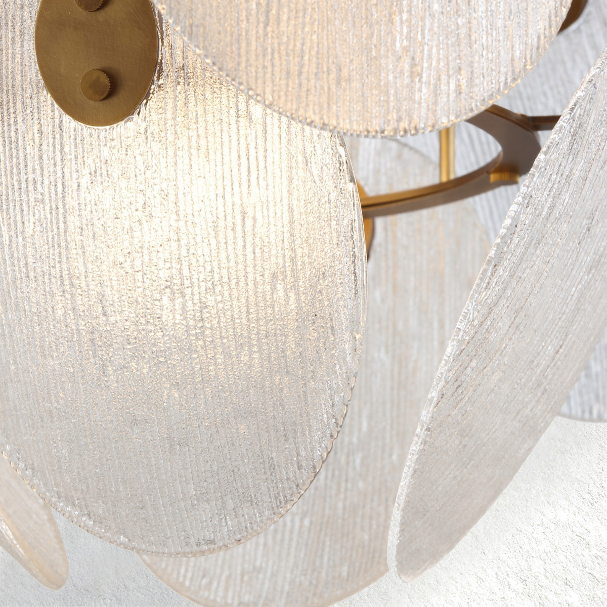 Lumahauscc Snow Chandelier