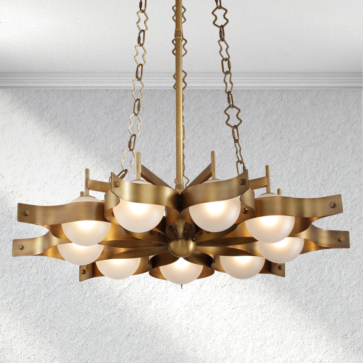 Lumahausco Decolume Chandelier