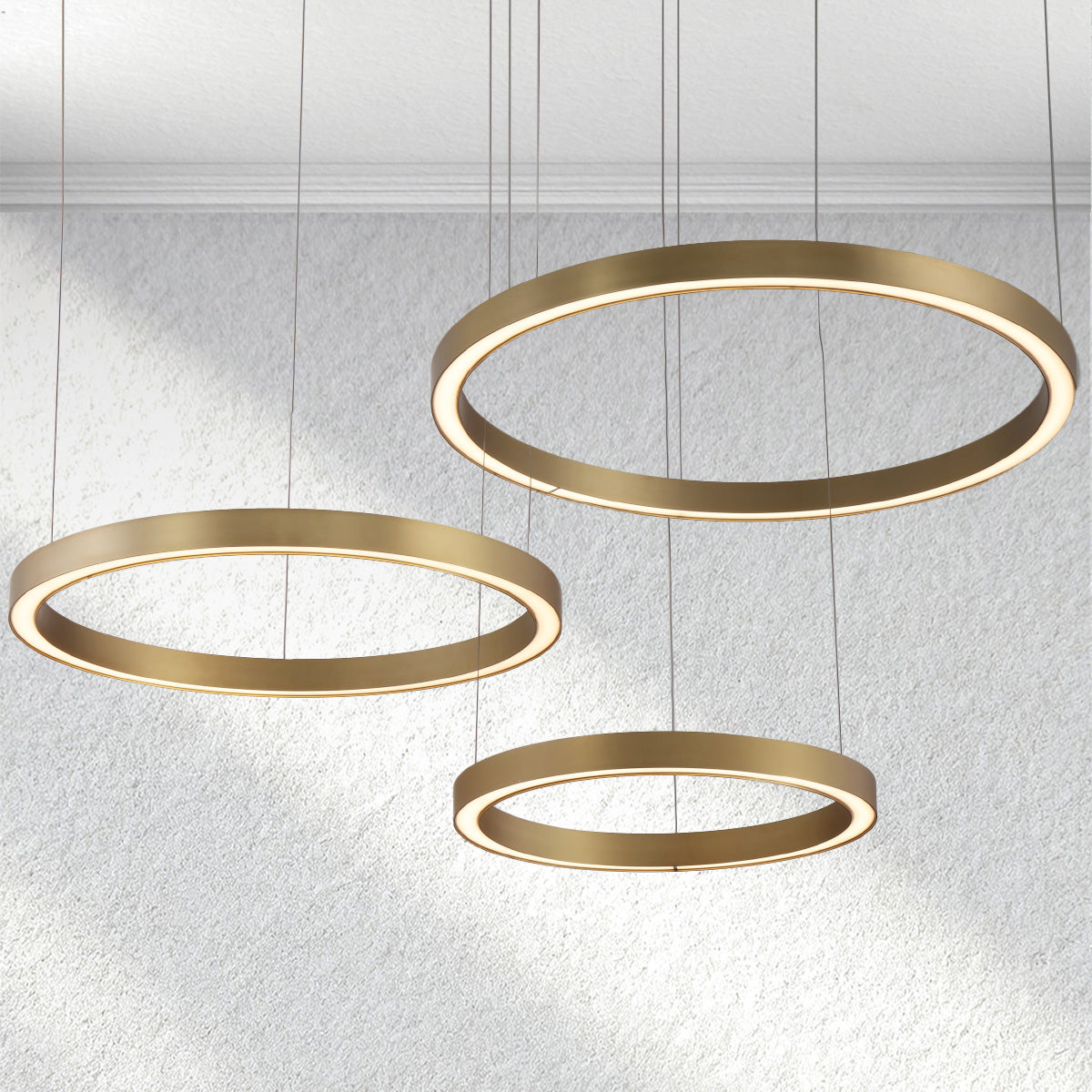 Lumahausco Auraloop Chandelier